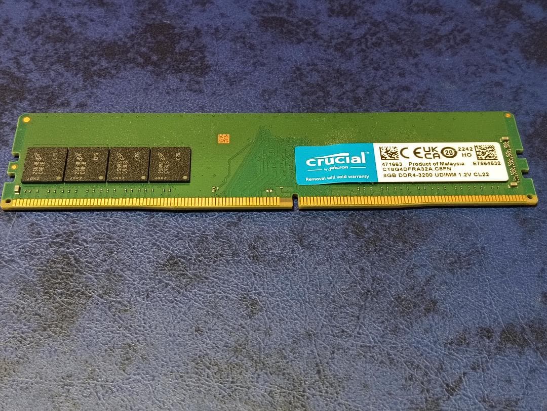 ★Crucial 16GB DDR4 メモリー(CT2K8G4DFRA32A)★