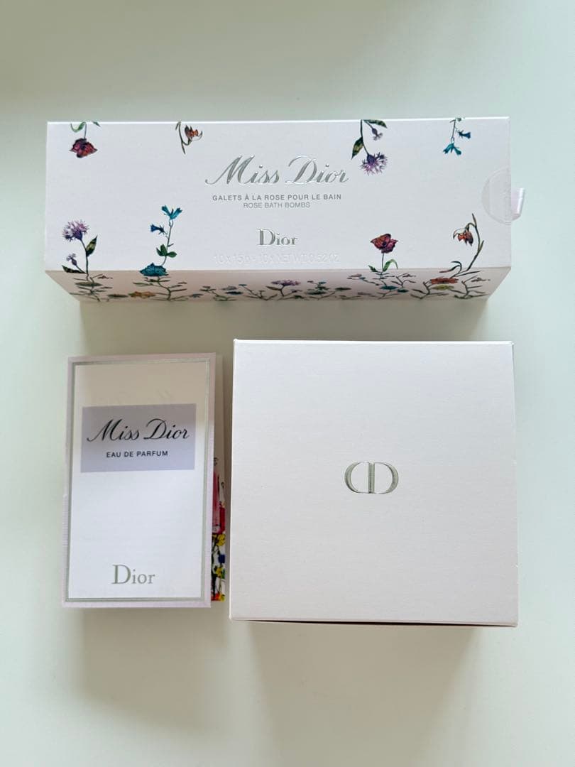 Christian Dior Miss Dior ギフトボックス