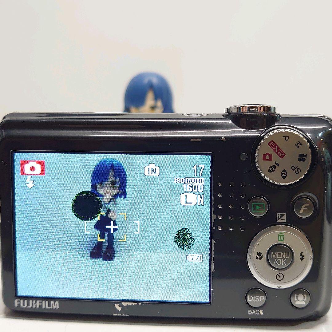 動作品 FUJIFILM FinePix F70EXR ブラック デジカメ