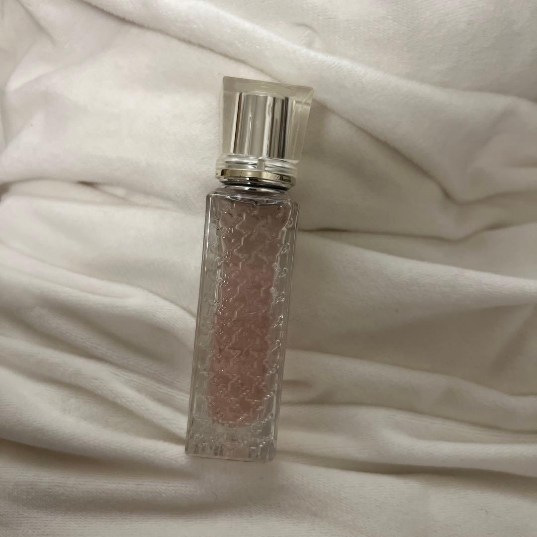 Miss Dior ブルーミングブーケ ロールオン ローラーパール オードトワレ