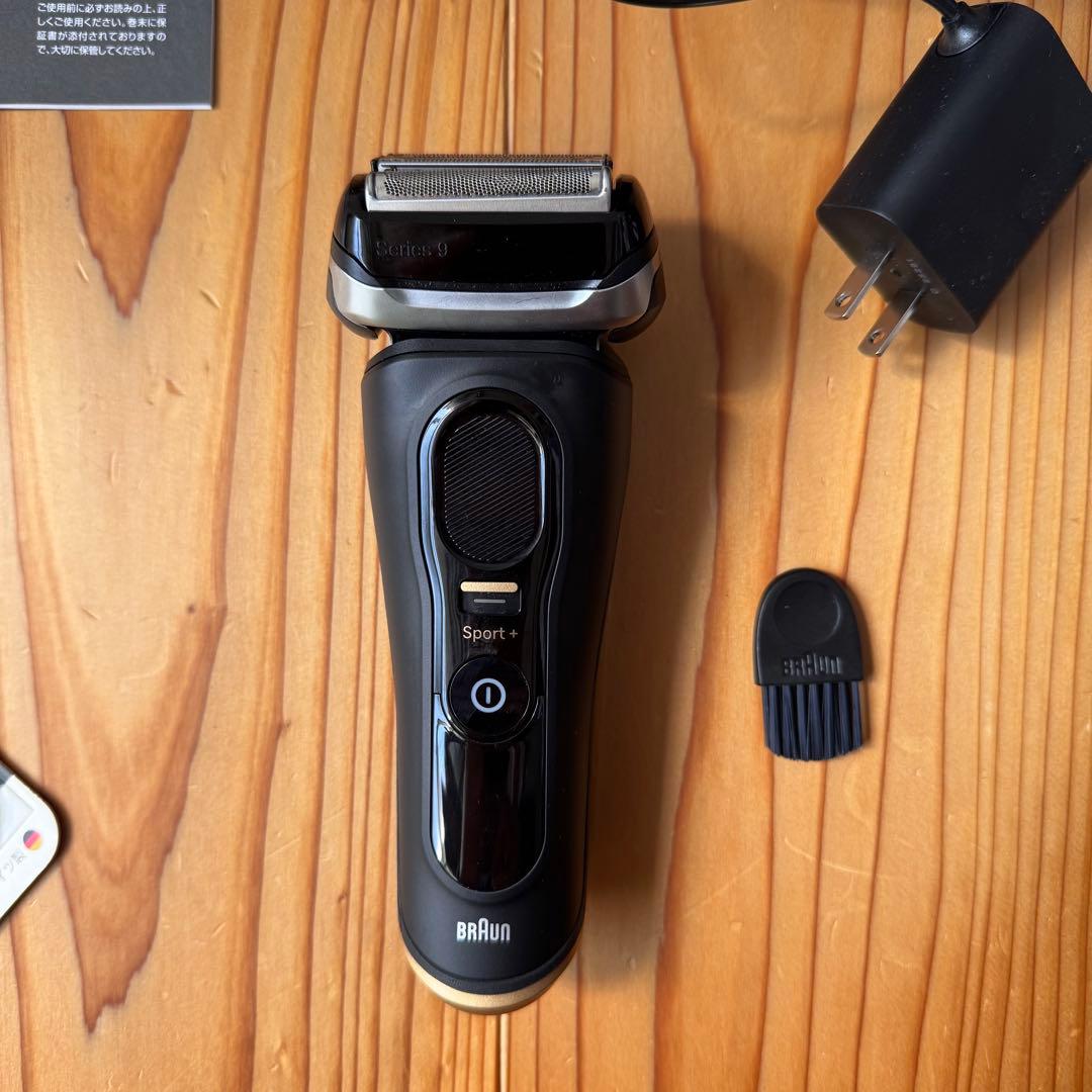 【新品替刃付】BRAUN Series9 Sport+ 9350cc 美品