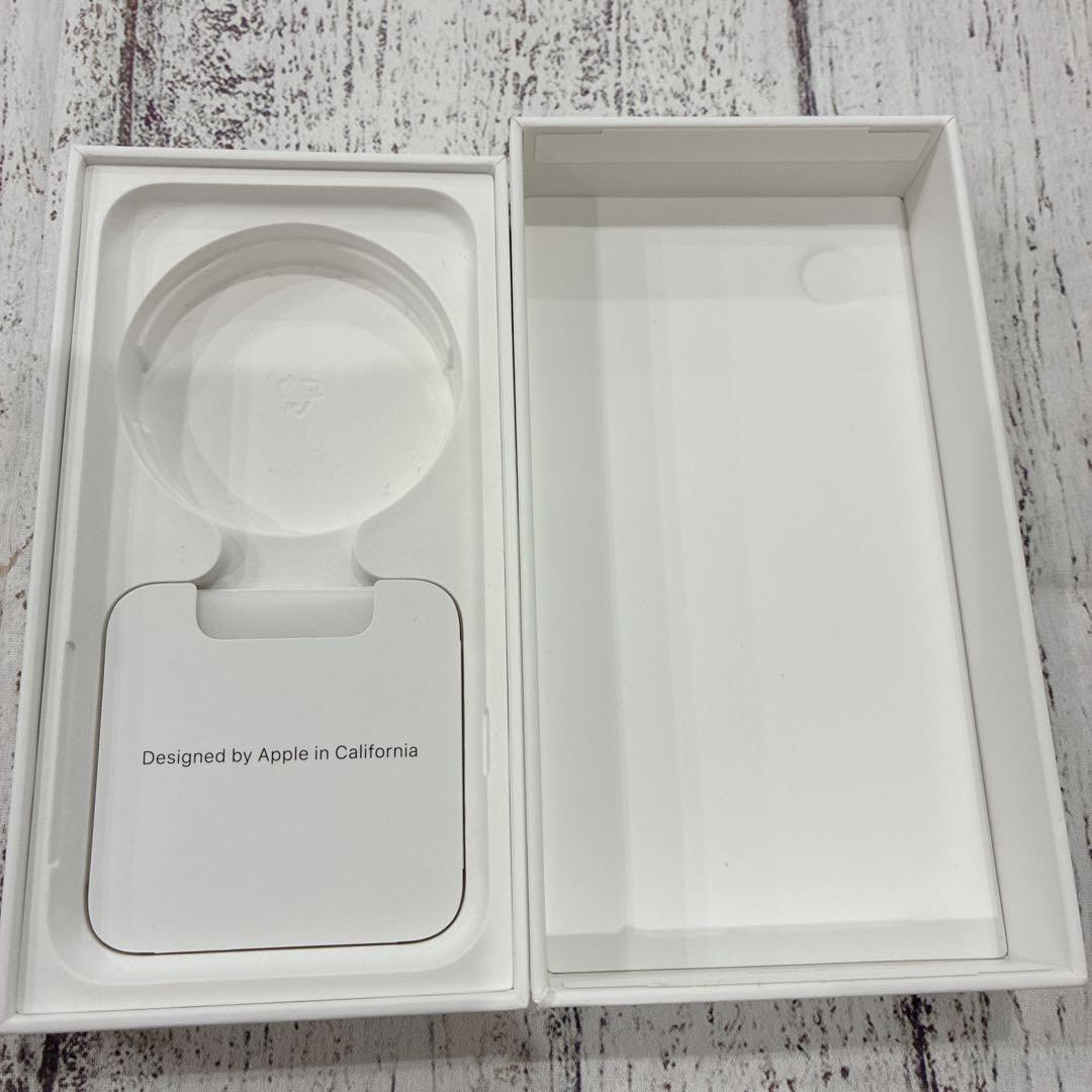 iPhoneSE 第3世代 64GB 箱付き スターライト