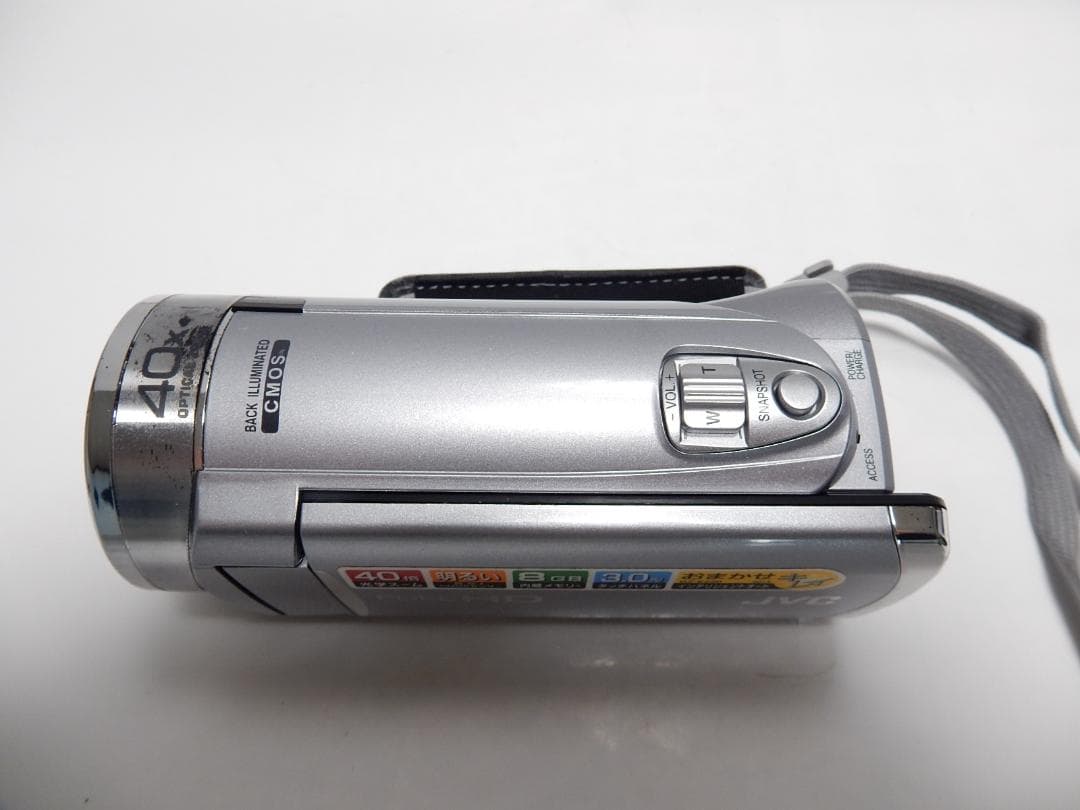 希少　動作品　大人気　JVCビクターエブリオ ビデオカメラ GZ-E220