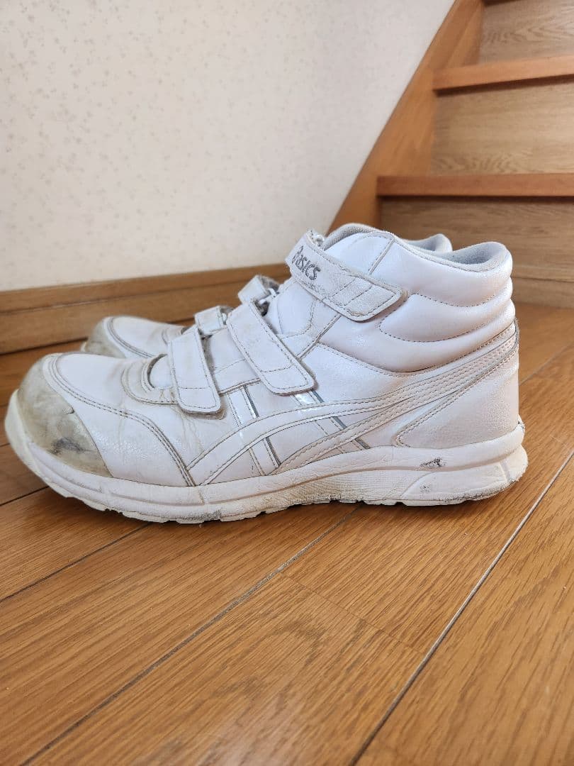 asics ホワイト ハイカット安全靴