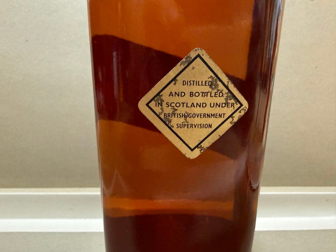 ウイスキー JohnnieWalker Old Scotch Whisky 02