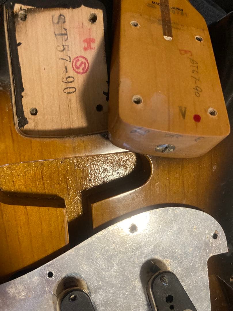 Fender Japan ST57-90 フジゲン期Eシリアル　ラッカーボディ