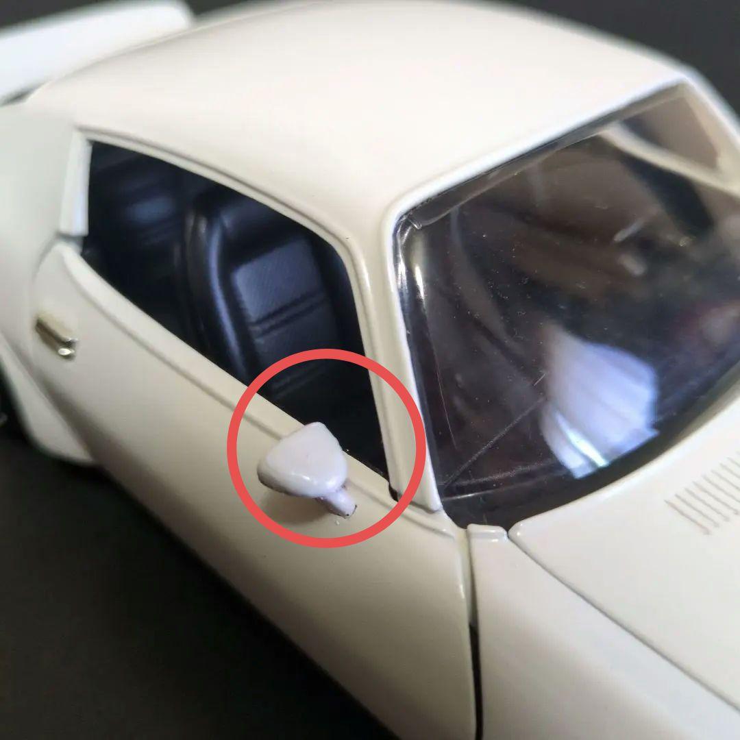 1/18ミニカー　ポンティアック·ファイアーバード·トランザム
