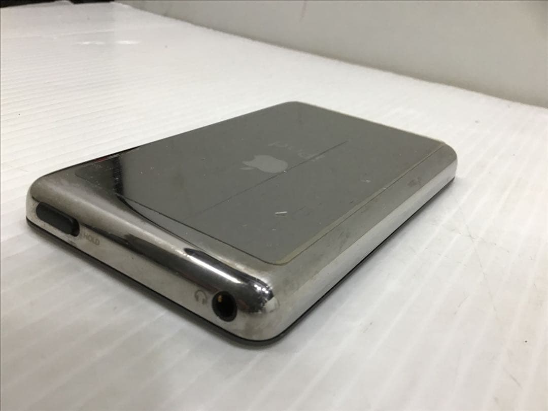 T*i様 ジャンク　Apple MC297J デジタルオーディオプレーヤー グレ