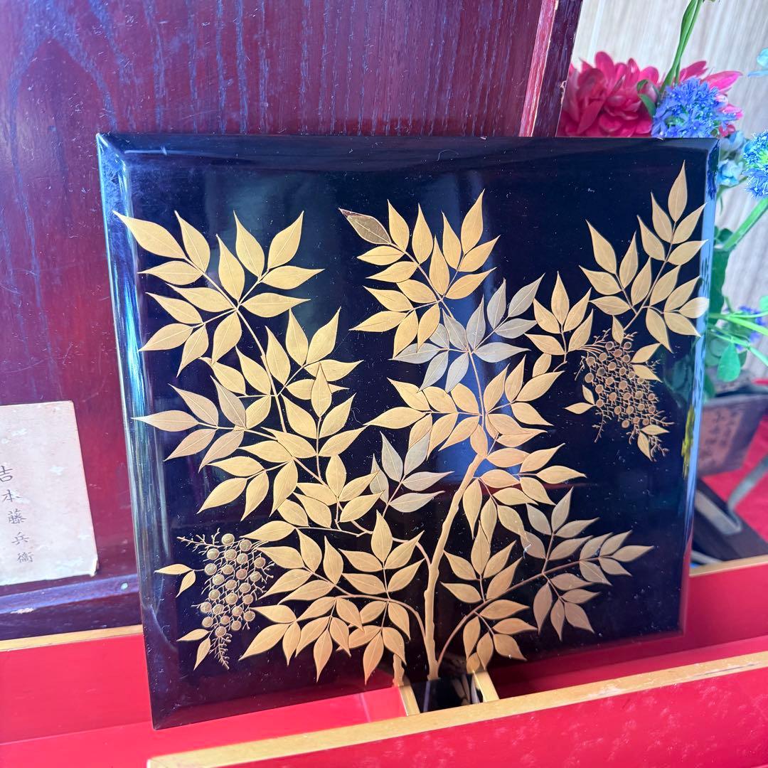 お引越し特価‼️JAPAN天然木本漆蒔絵「南天づくし」五段重二枚蓋　欅塗木箱入り