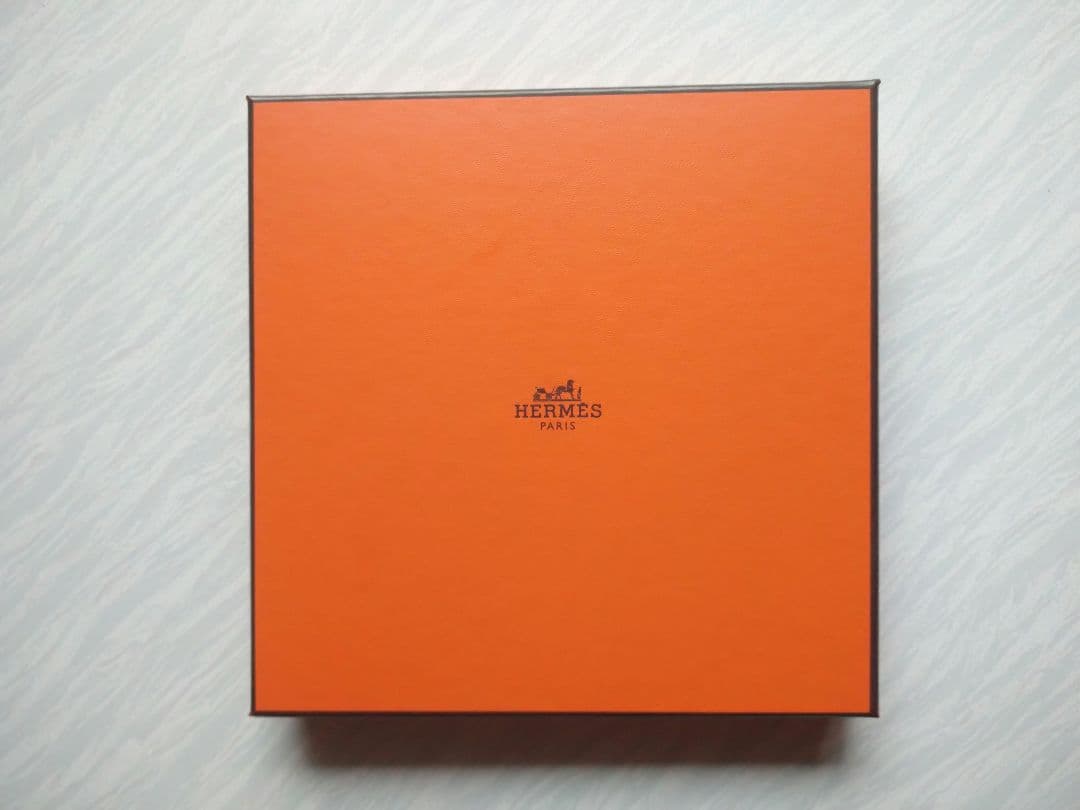 【新品タグ付き】HERMES エルメス タオルハンカチ H柄 オレンジ