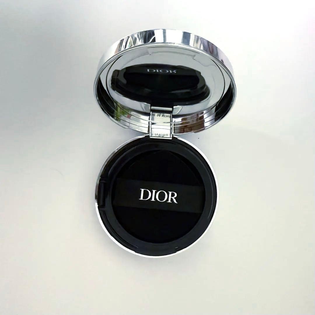DIOR（ディオール）スキン フォーエヴァーイドラグロウクッション 1N