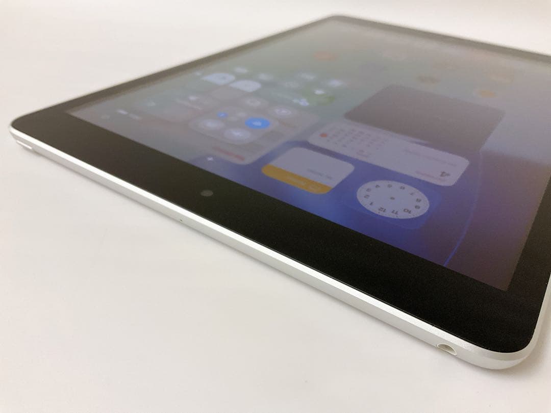 【美品・BT93％】iPad 第9世代 64GB Wifiモデル シルバー