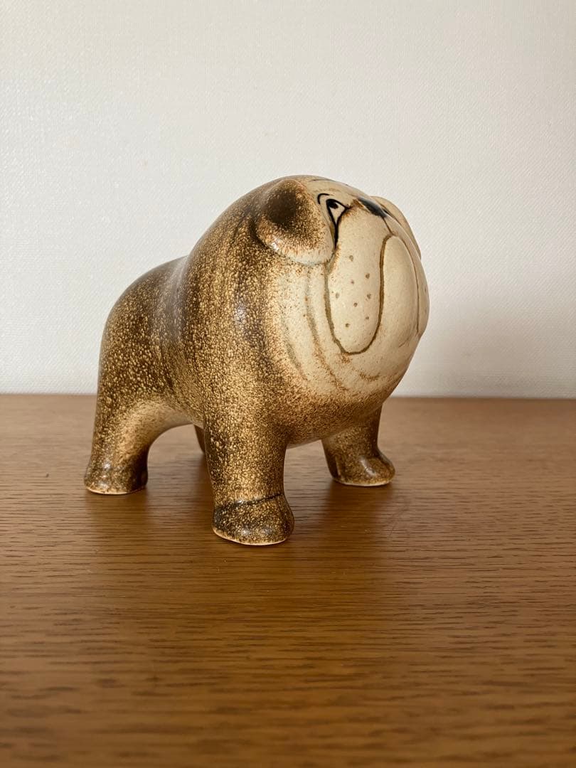 リサラーソン　ブルドッグ