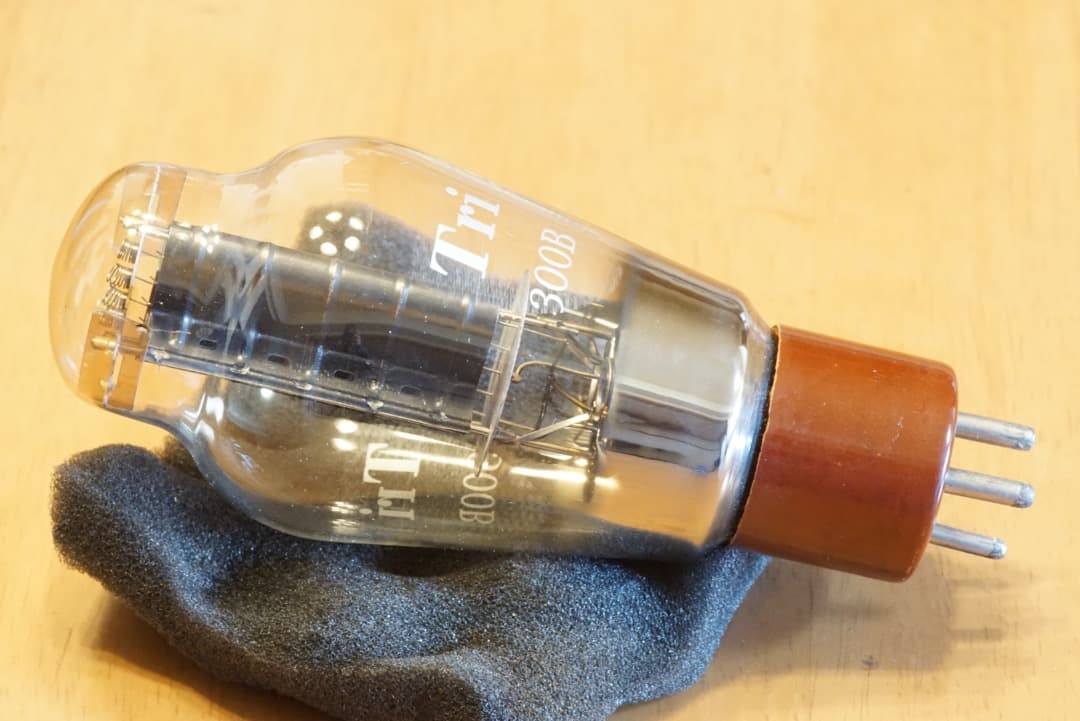 【ジャンク】Tri 300B 4本セット（1本過電流の疑い・当初4本で正常動作）