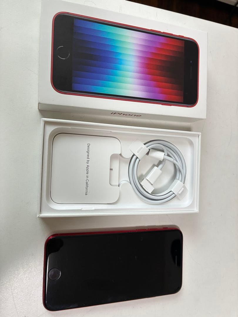 iPhone SE (第3世代) 64GB SIMロック無し