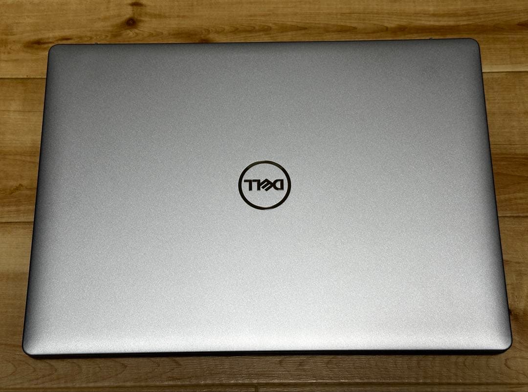 DellノートInspiron 5445 Ryzen7 8840U 美品