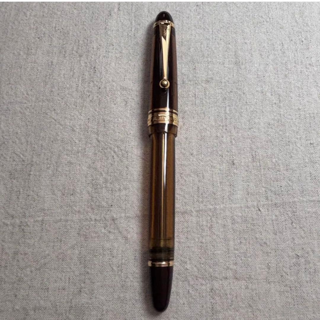 PILOT CUSTOM カスタム ８２３　ブラウン　14K 585 B太字