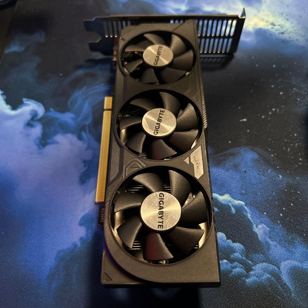 GIGABYTE グラフィックボード 3ファン