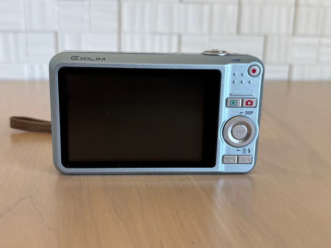 【動作確認済】CASIO EXILIM EX-Z85 オールドデジカメ シルバー