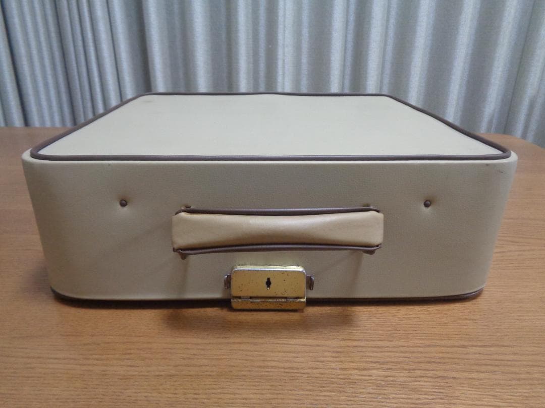 完動品　 ITE120　ロイヤルタイプライターカスタムカラー