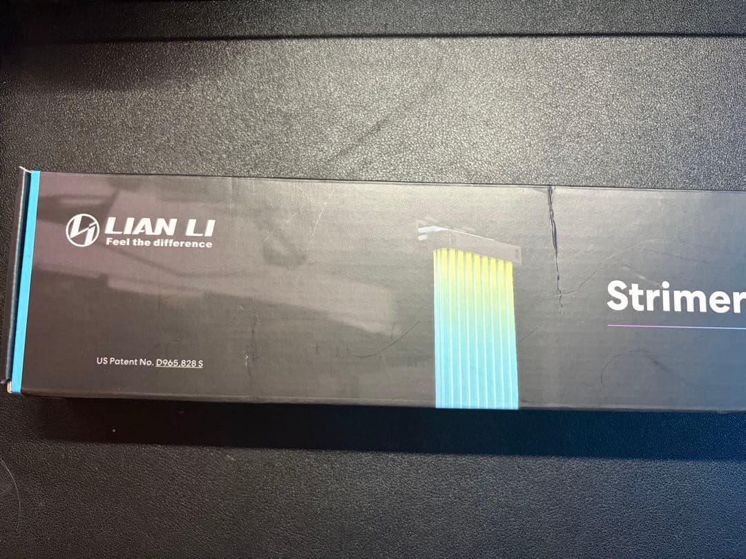 LIANLI ARGBエクステンションテーブル GPU(PCIe) 2x8PIN