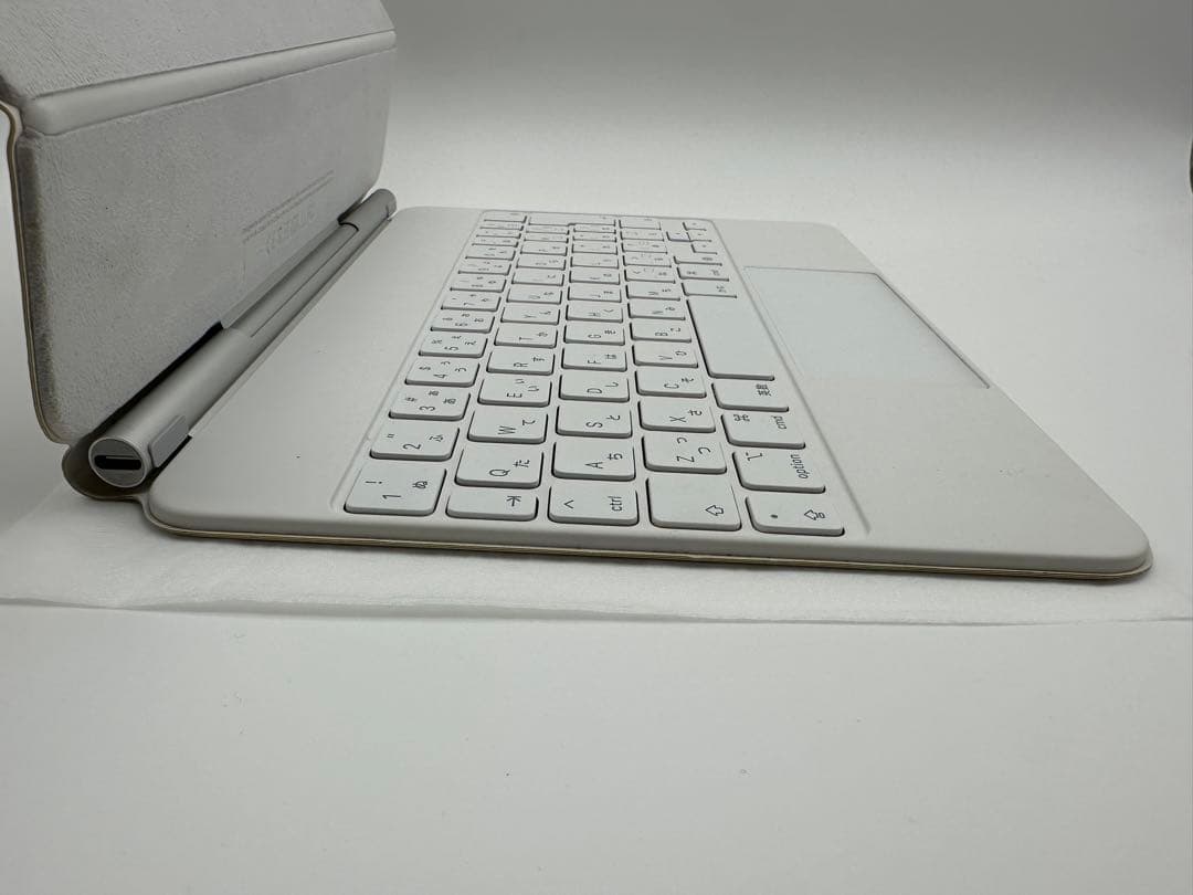 11インチ Magic Keyboard 日本語 MJQJ3J/A ホワイト