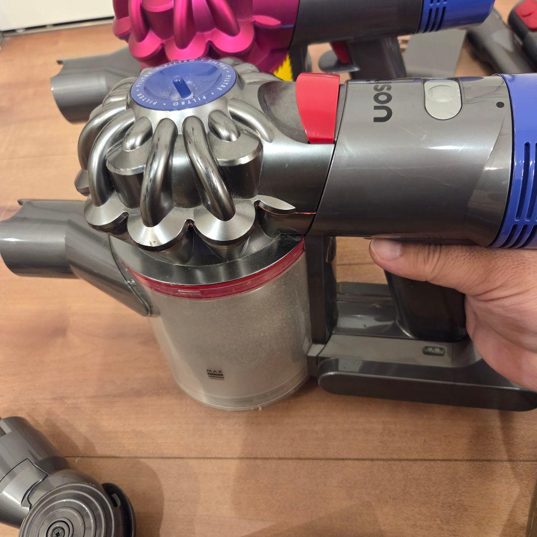 【限定格安】Dyson ダイソンSV11.SV10　掃除機 モーターブラシ2つ付