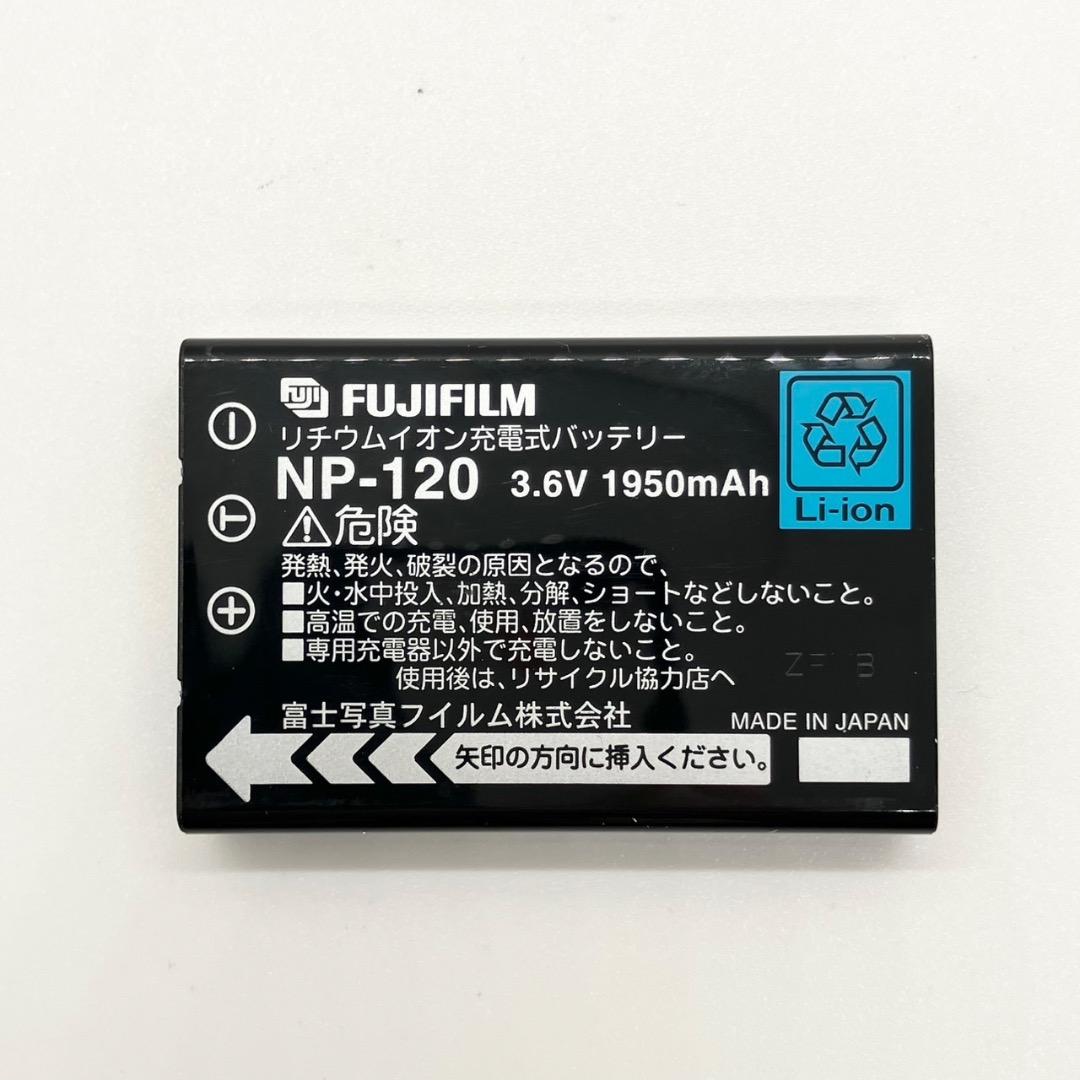 ⭐️名機CCDモデル⭐️FUJIFILM FinePix F10 シルバー 匿名