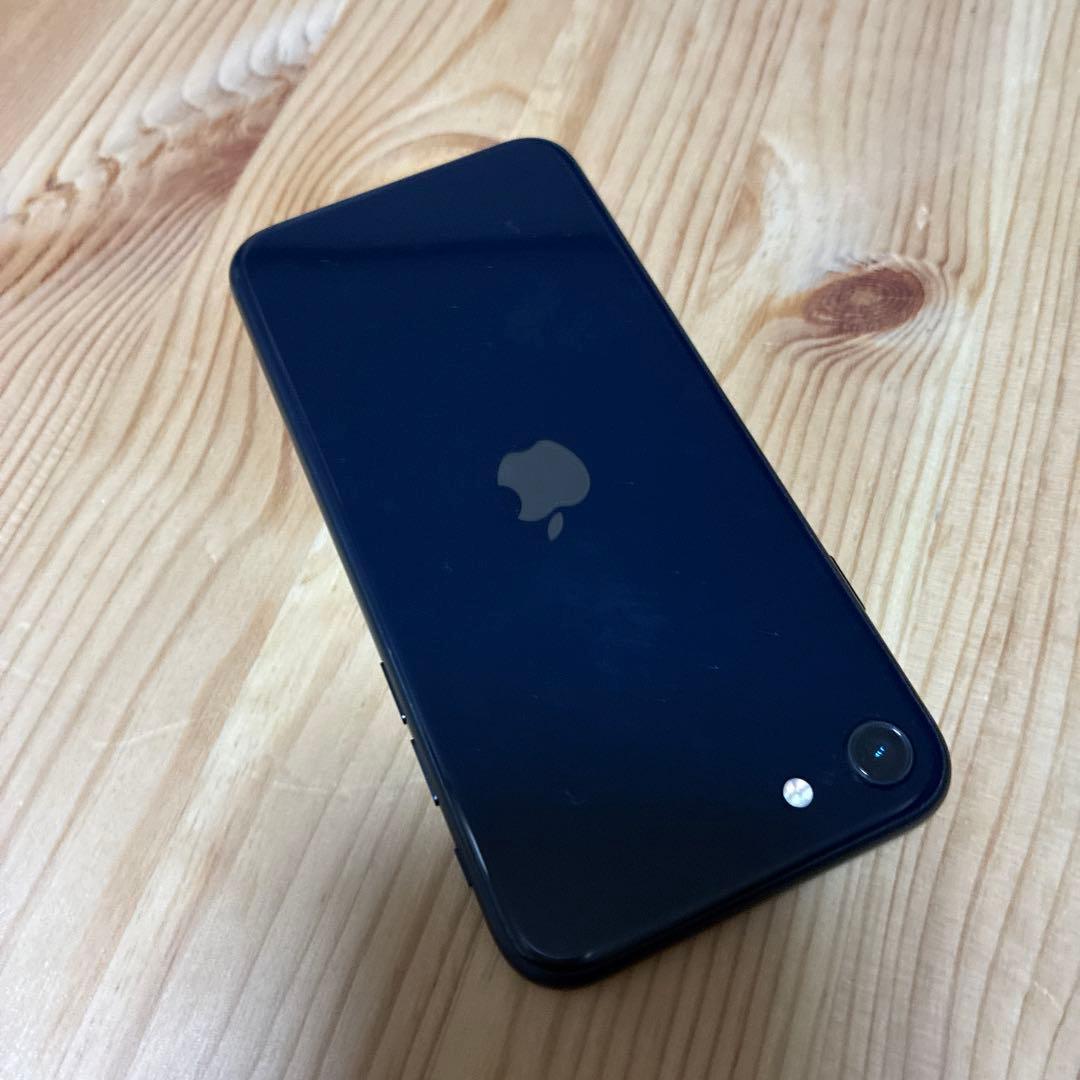 カ*キ様 iPhone SE 第三世代　64GB SIMフリー　バッテリー100