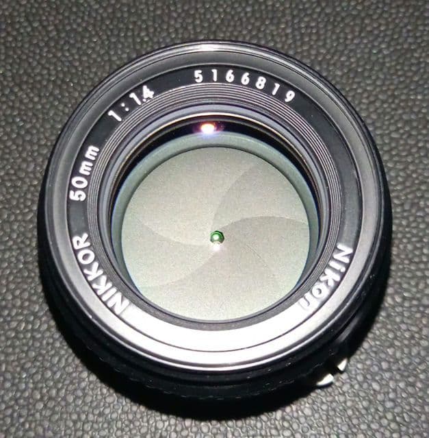 Nikon 一眼レフ FM2/T レンズ フィルター付き