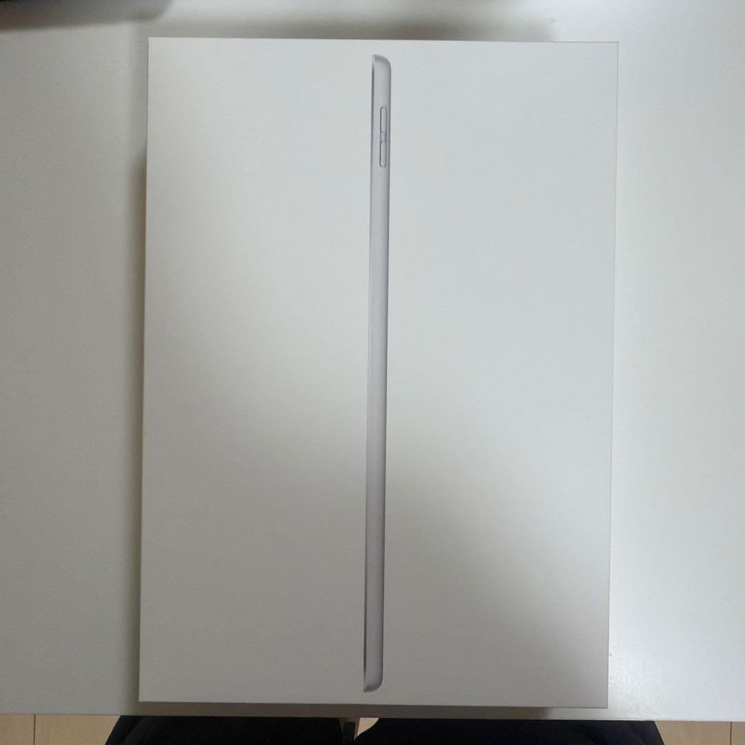 iPad 第9世代 Wi-Fi 64GB キーボードと箱付き