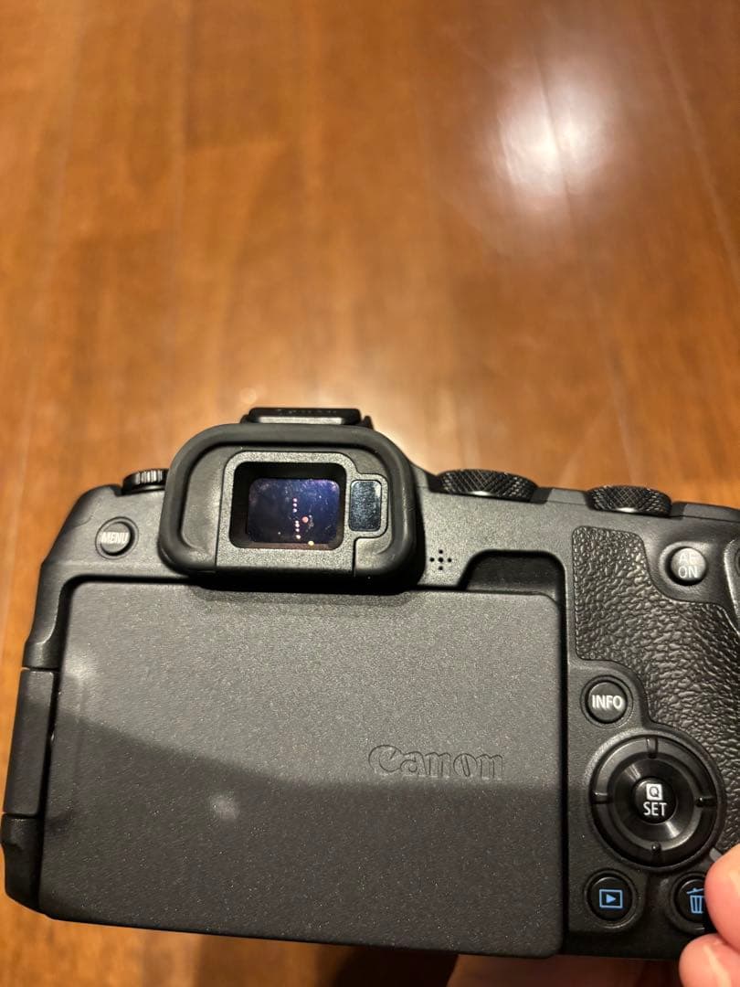 Canon EOS R8本体　エクステンダー RF1.4X