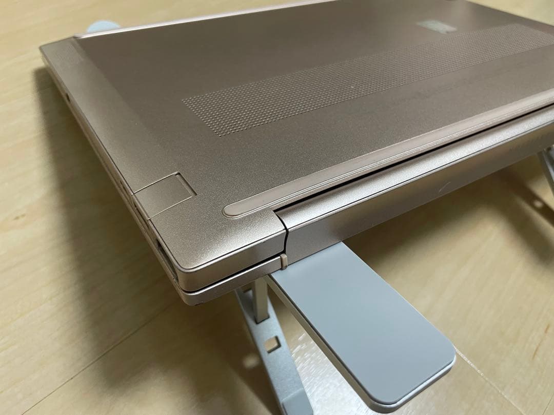 Windowsノート本体 HP Pavilion Aero 13 Ryzen 7 16GB 256GB