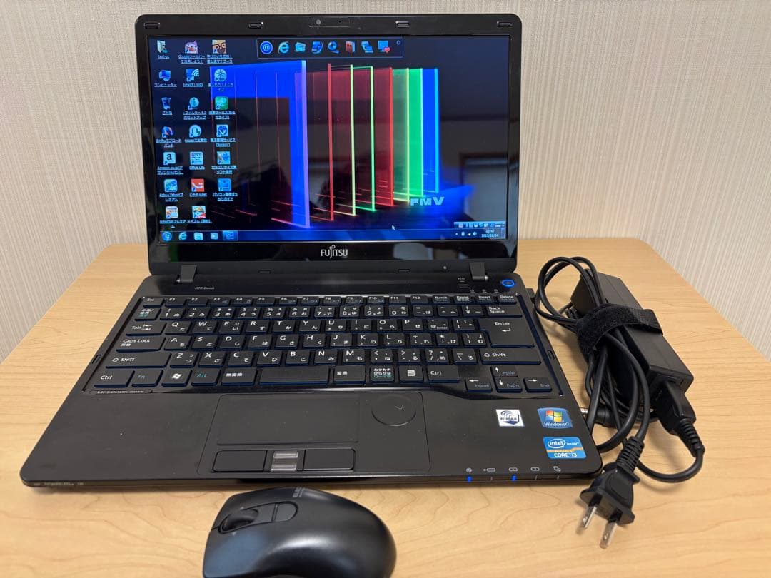 富士通のノートパソコン「LIFEBOOK SH54/G」