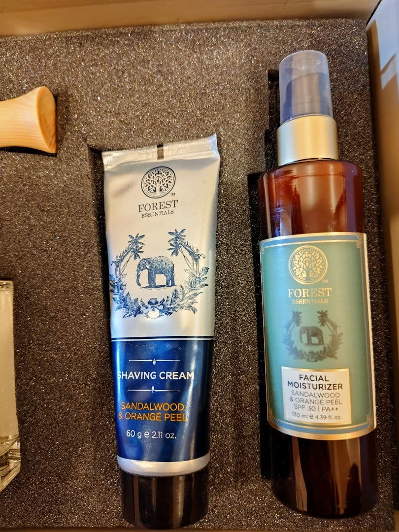Forest Essentialsスキンケアセット　メンズ　インド製　日本未上陸