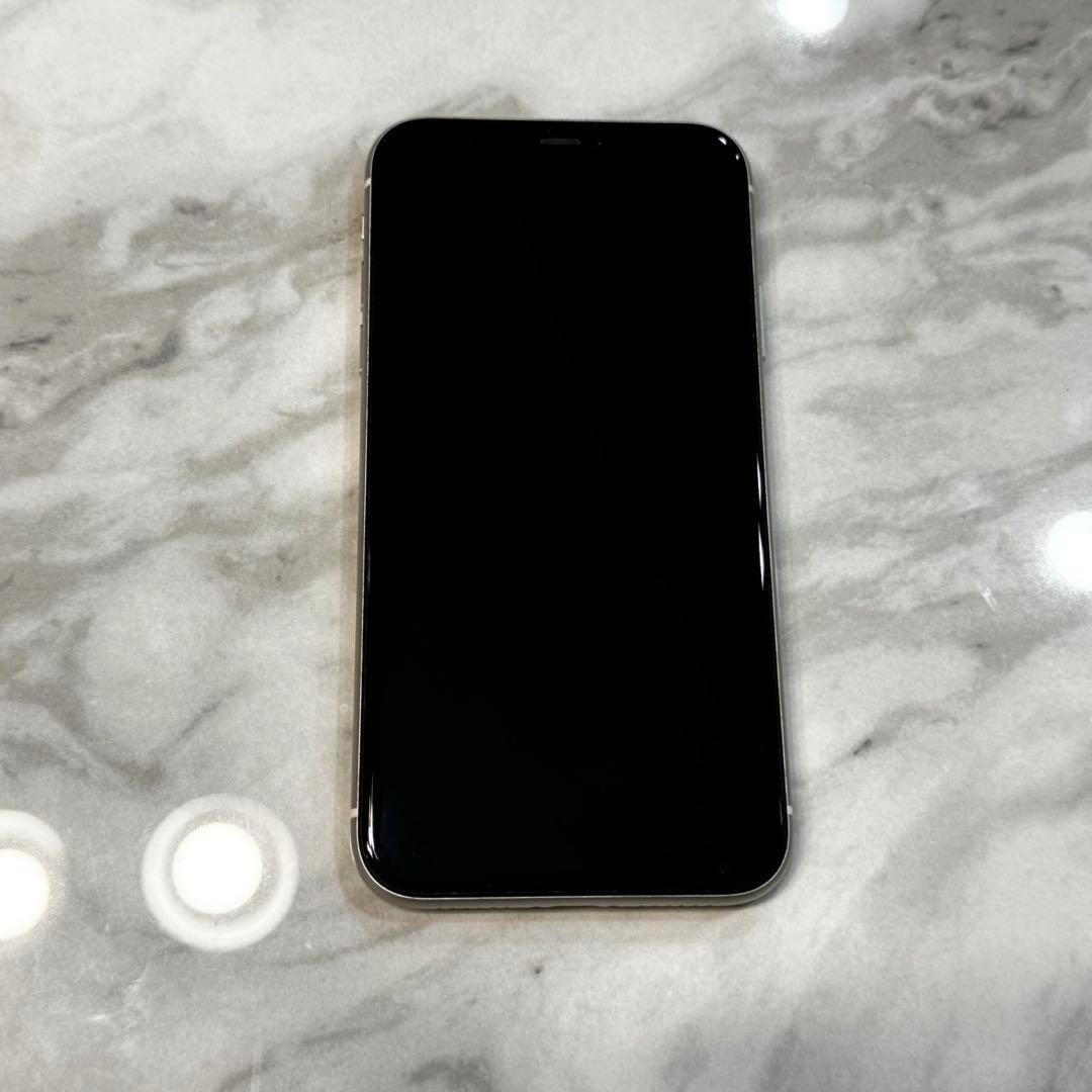 Apple iPhone 11 128GB ホワイト