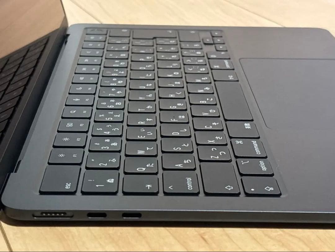 MacBook Air 13.6 M3 2024 美品 充放電3回 バッテリ不良