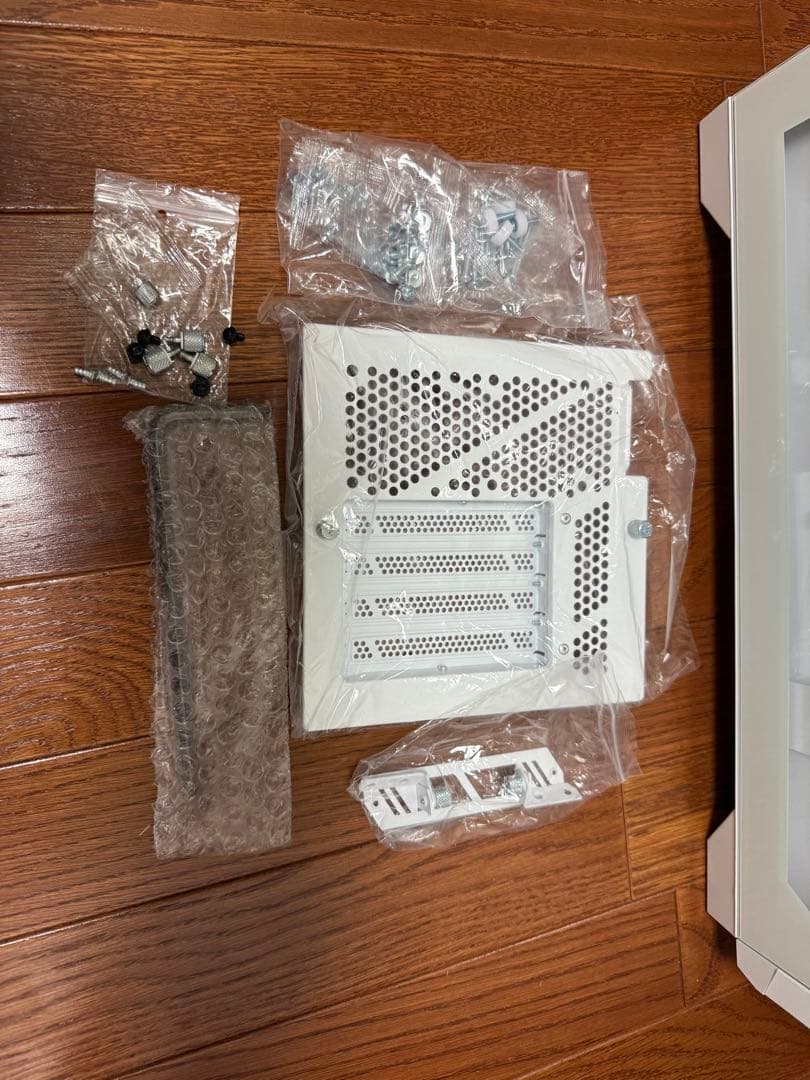 Ｓ*Ｊ様 MSI MPG GUNGNIR 300R AIRFLOW White