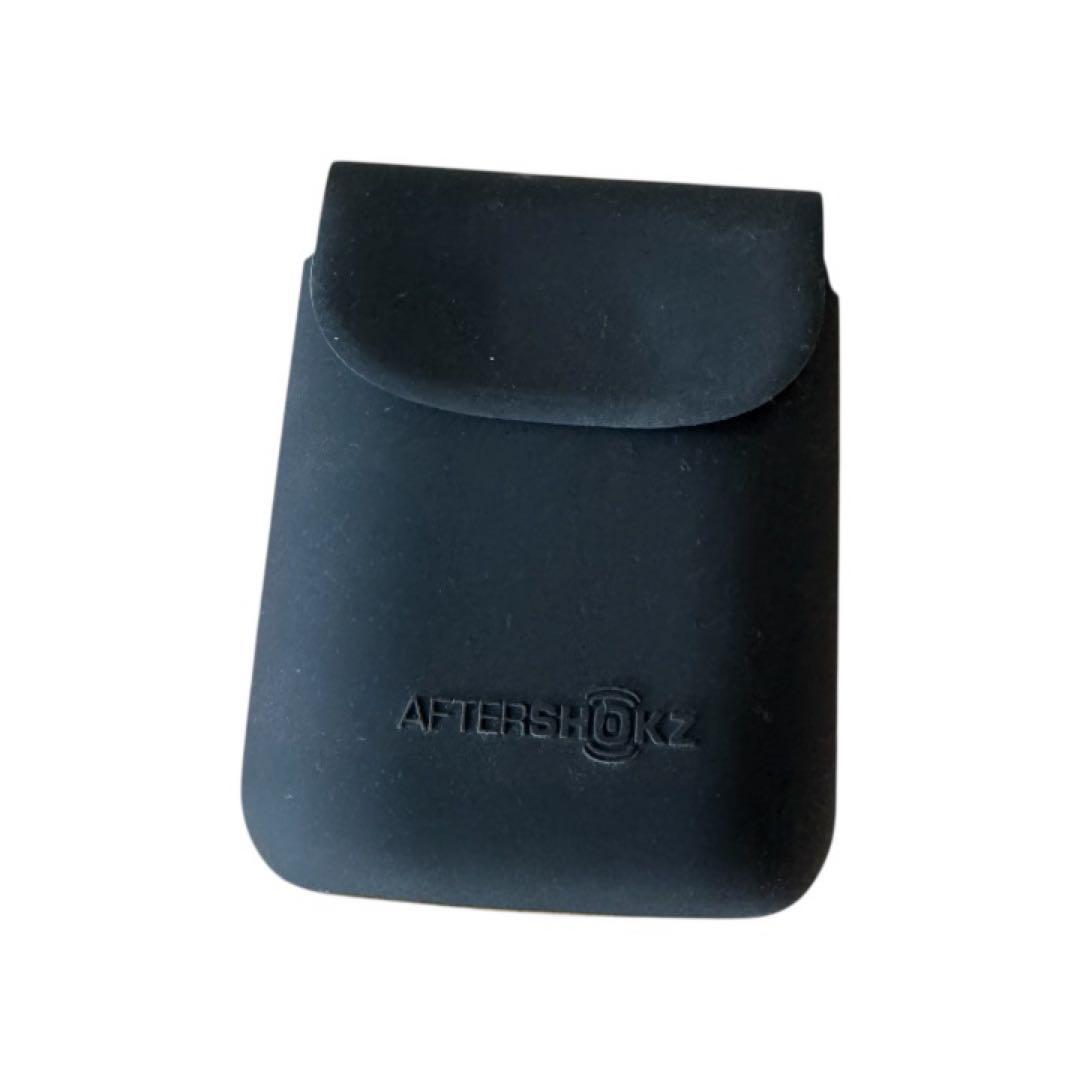 AFTERSHOKZ 骨伝導イヤホン シリコンケース付き
