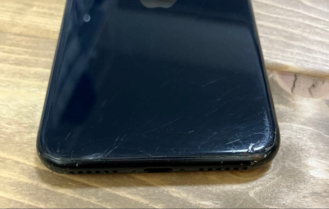 iPhoneSE第3世代 バッテリー最大容量96%画面傷多数 64GB