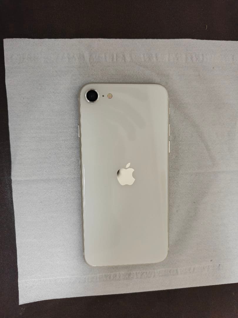 [週末のみ値下げ・超美品]iPhoneSE第3世代128・バッテリー98%海外版