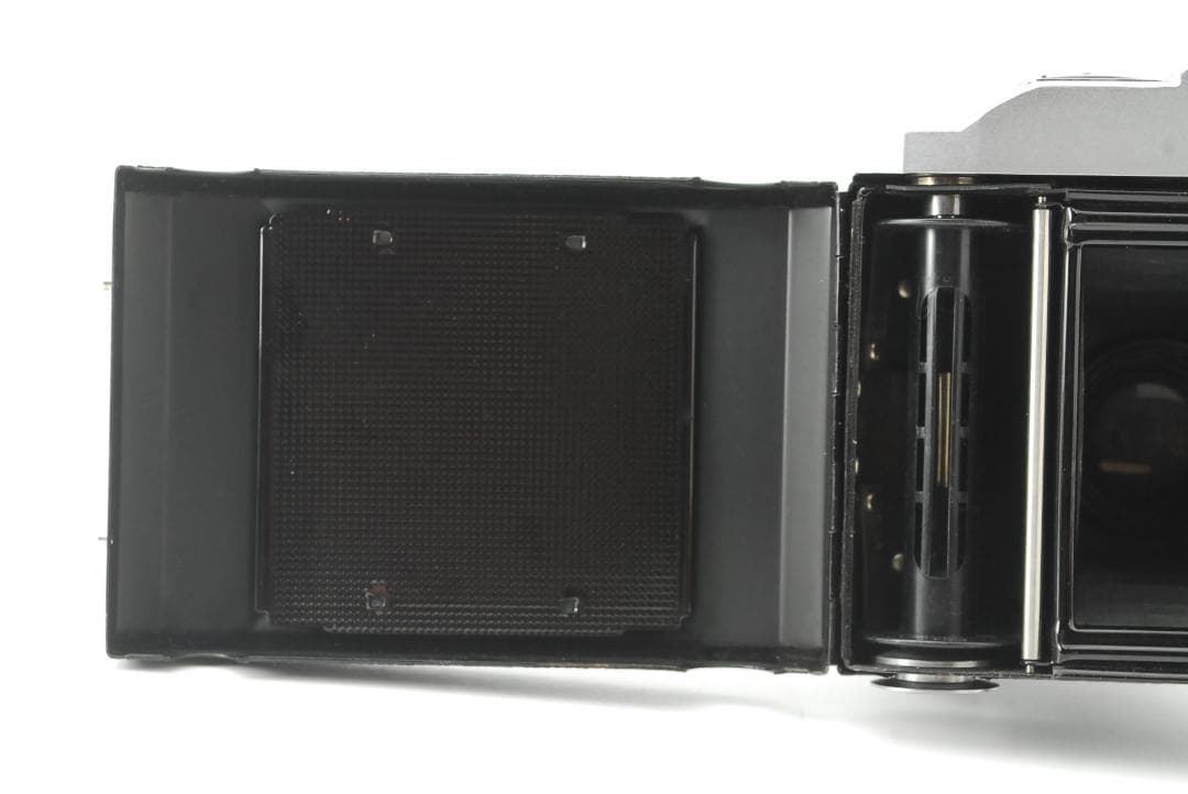 【完動品・美品】 KONICA 小西六 Pearl Ⅲ 蛇腹 中判フィルムカメラ