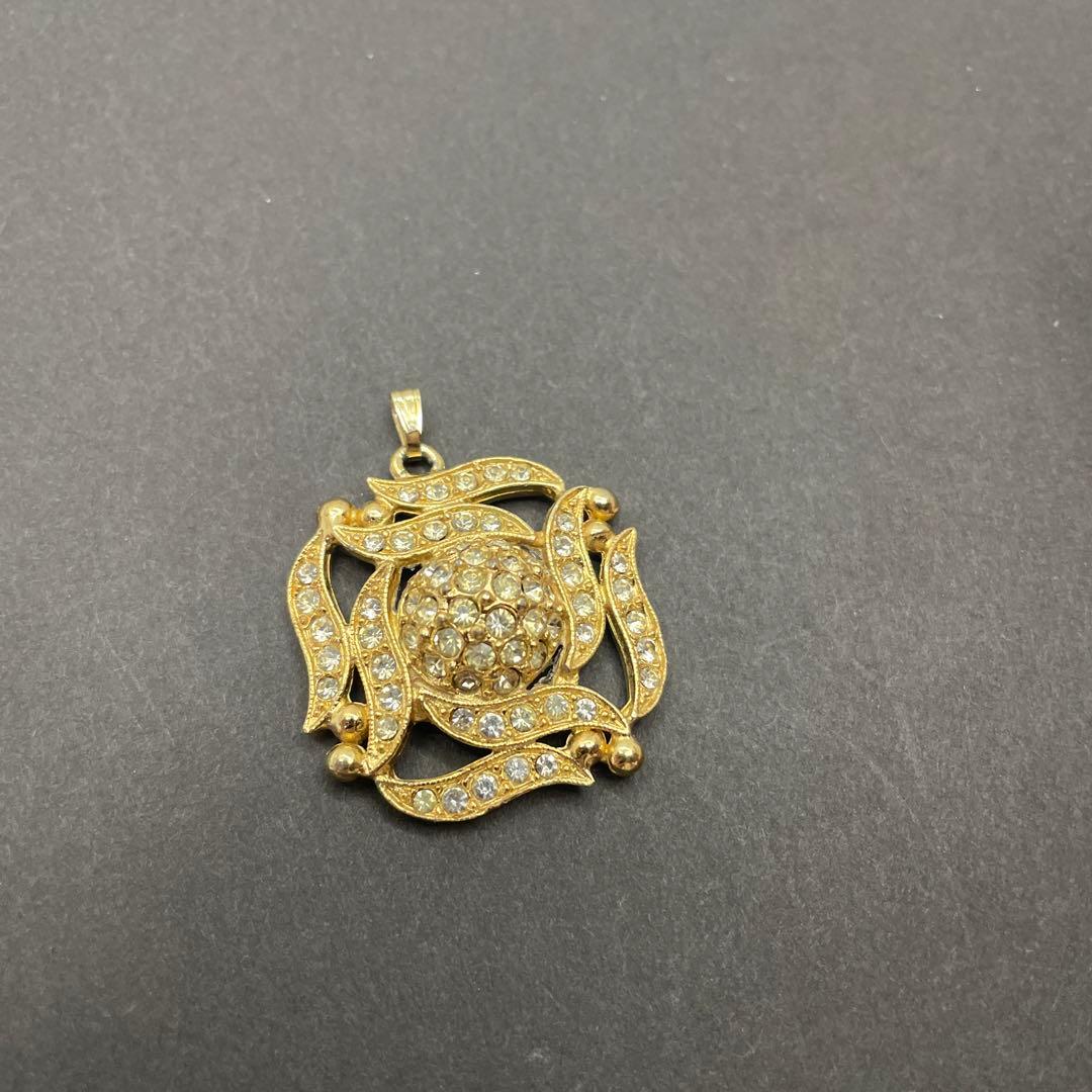 FLORENZA ハンドメイド 花形ペンダント 金メッキ クリスタル