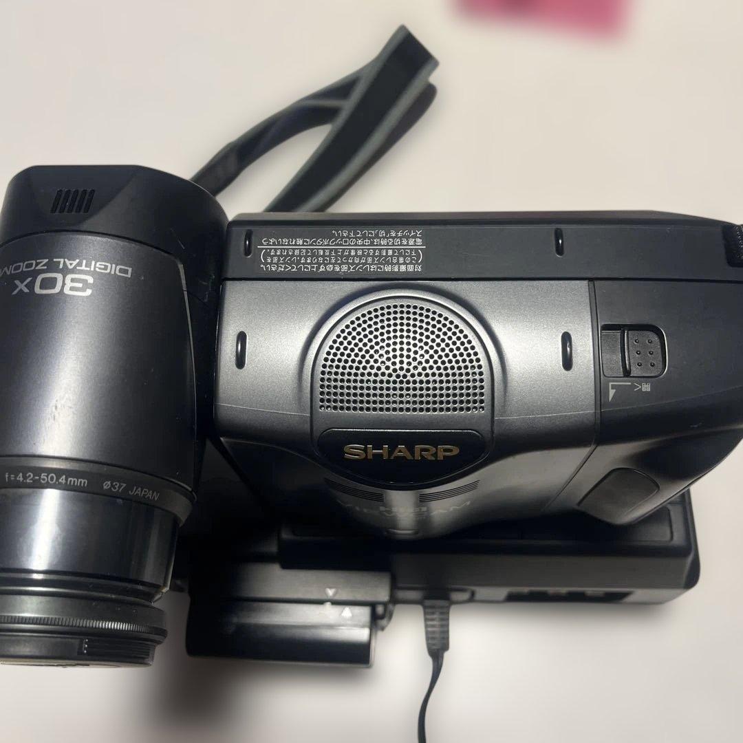 SHARP VideoHi8 ビデオカメラ　VL-HL100 ②