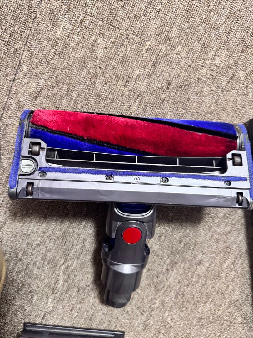 Dyson V7 SV11 スティッククリーナー 本体