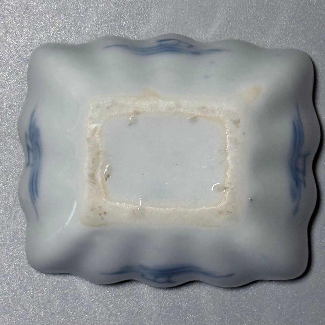 幕末期〜明治　古伊万里　染付菊花形角小皿　20客　醤油皿　器が素敵な料理屋