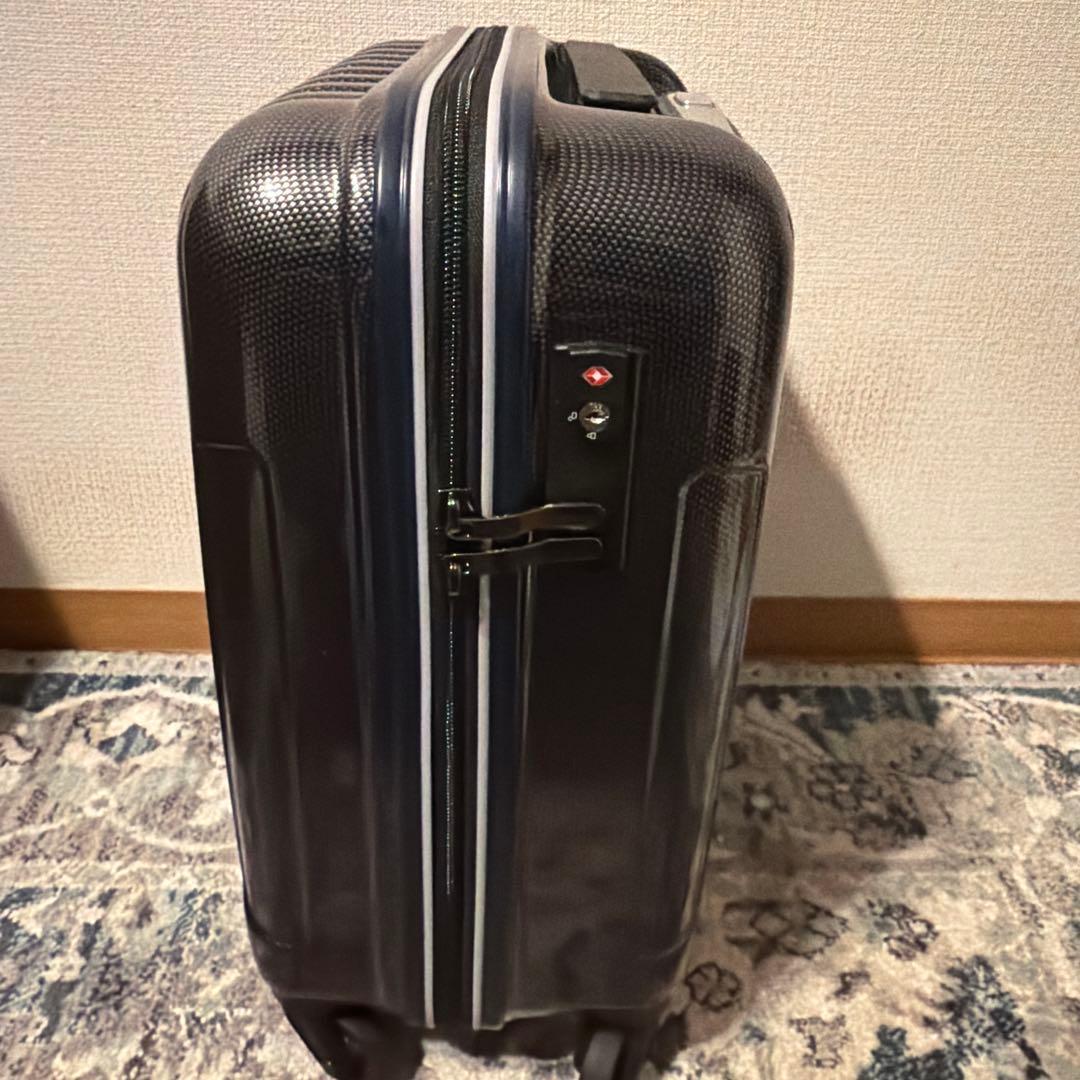 美品　SKY NAVIGATOR スーツケース　25L TSAロック　軽量