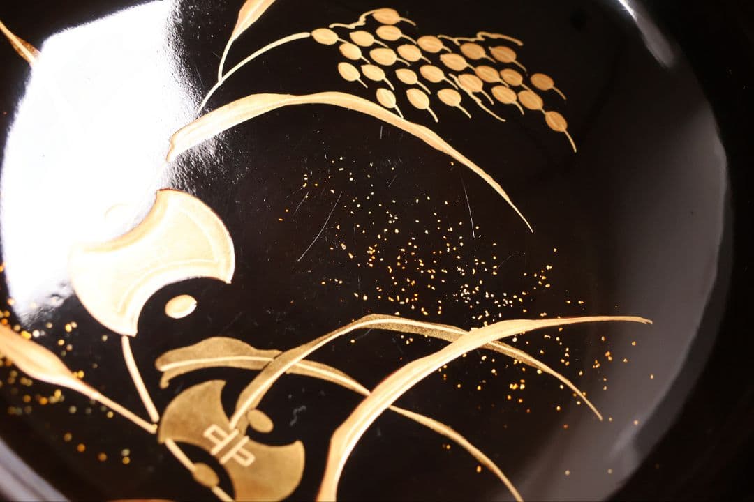 【MB281】加賀蒔絵 天然木漆塗 打出の小槌稲穂金蒔絵 黒塗椀 二客 大正昭和