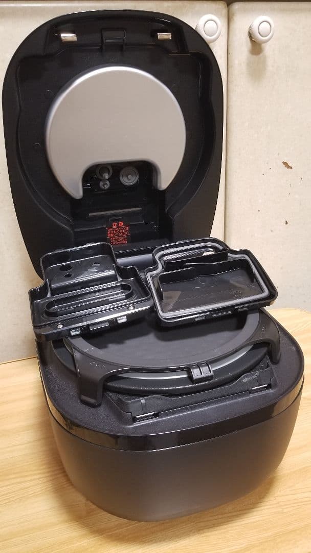 ☆2023年製☆土鍋ご泡火炊き☆タイガー圧力IH炊飯器 バックライト液晶画面搭載