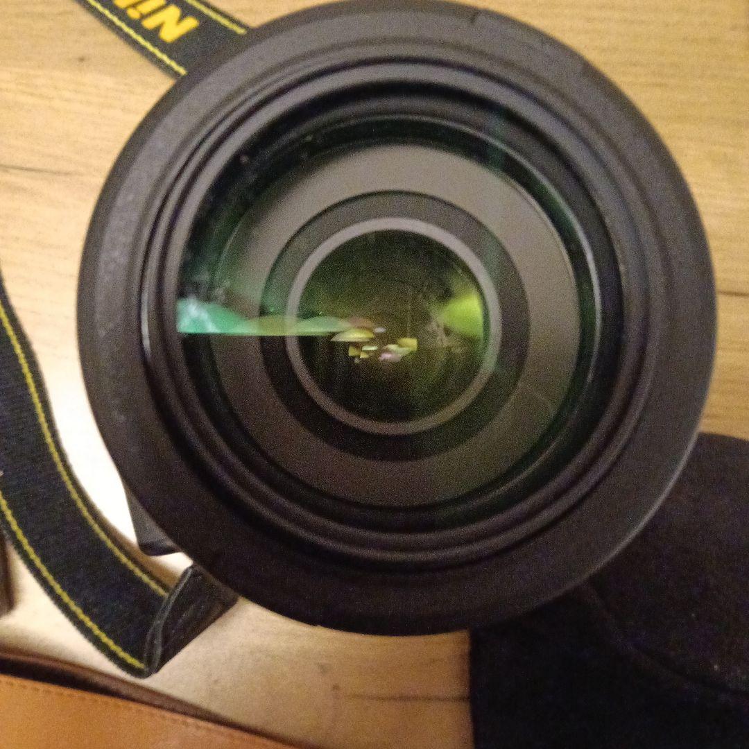 Nikon D5100 デジタル一眼レフカメラ ダブルズームキットストラップ付き
